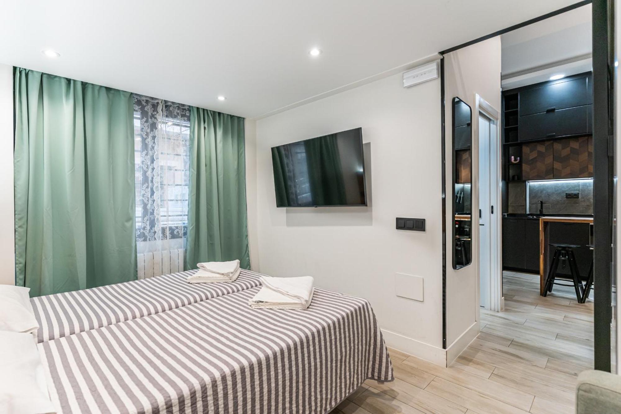Cc Atocha Apartments Мадрид Екстер'єр фото