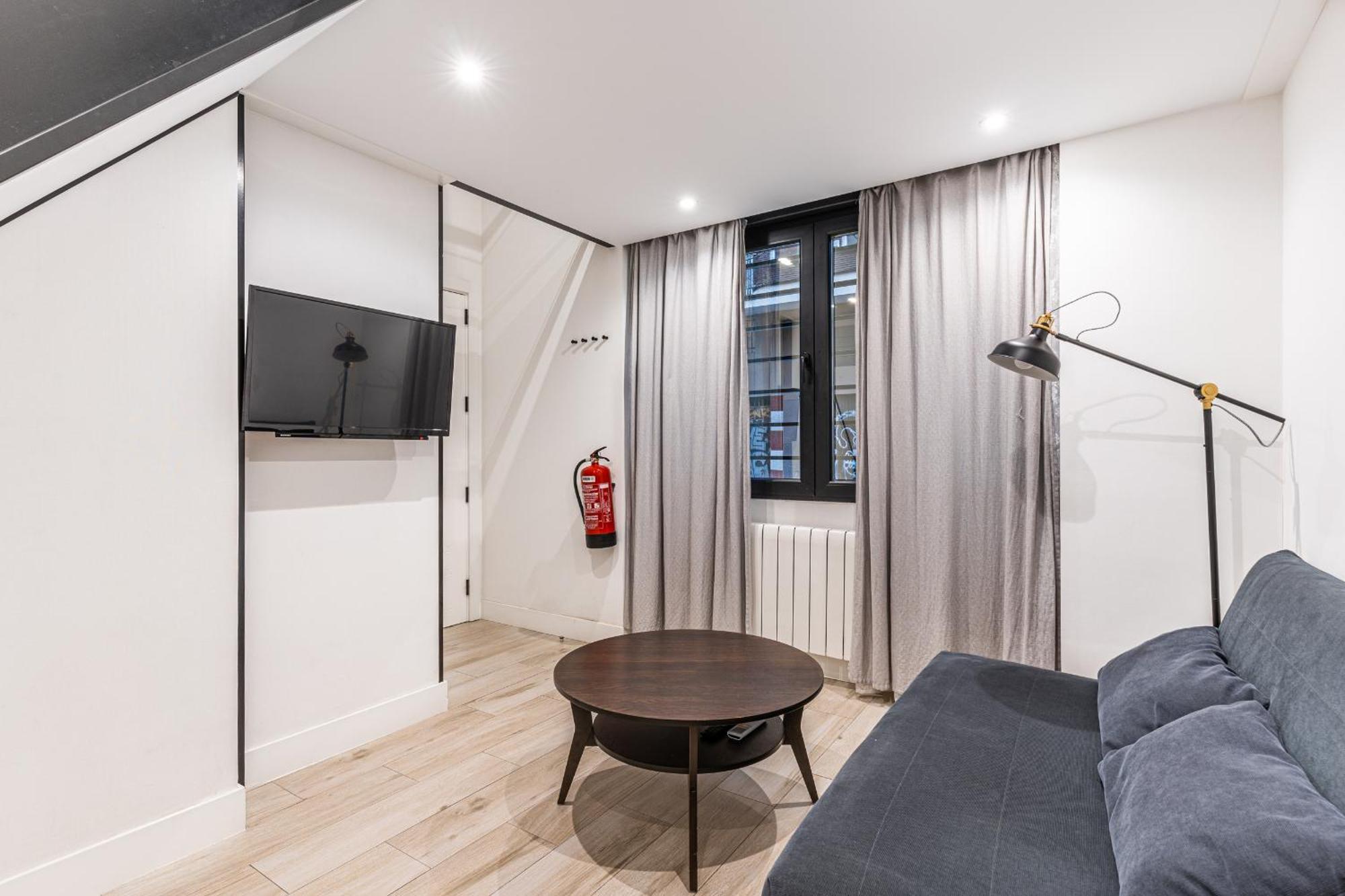 Cc Atocha Apartments Мадрид Екстер'єр фото